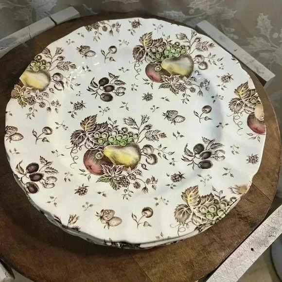 Johnson Brothers Autumn  Delight 10" Round Dinner Plates Vintage Set of 4 - Picture 1 of 6